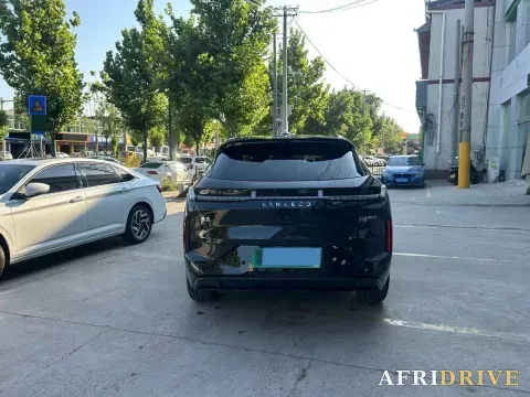 2025 LYNK&CO 08 EM-P 8