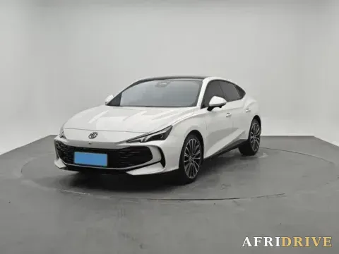 2025 MG 7