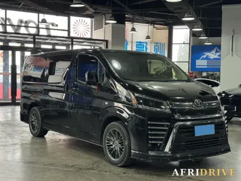 2023 Denza D9 3