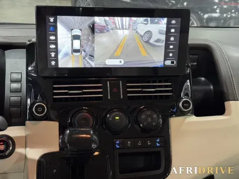 2023 Denza D9 9