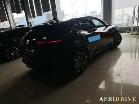 2024 Avatr 07 3