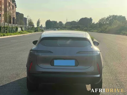 2024 Avatr 07 8