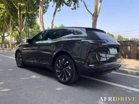 2024 Avatr 07 3