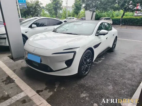 2026 Avatr 12