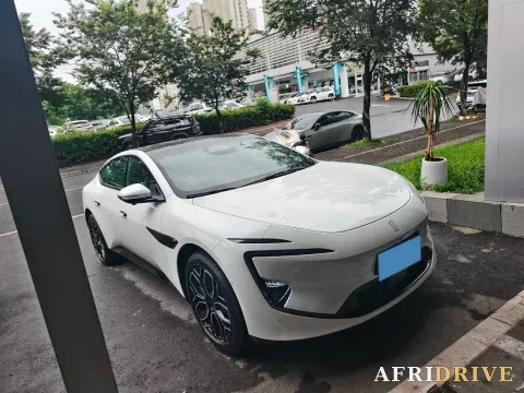 2026 Avatr 12 6