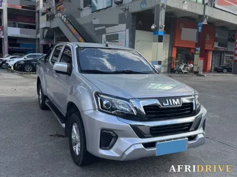 2023 Isuzu RE-MAX Jim 2
