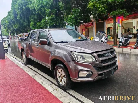 2020 Isuzu RE-MAX Jim 3