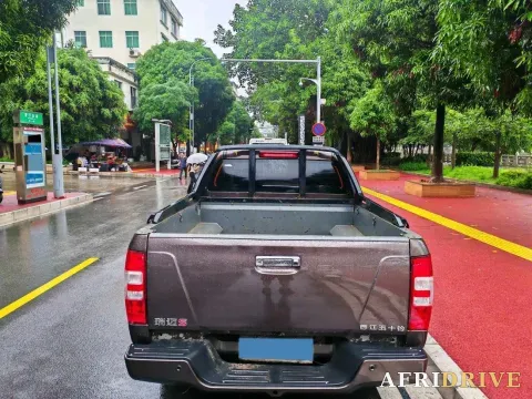 2020 Isuzu RE-MAX Jim 8