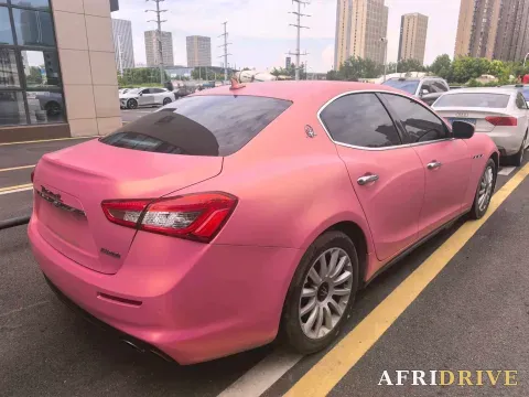 2018 Maserati Ghibli 11