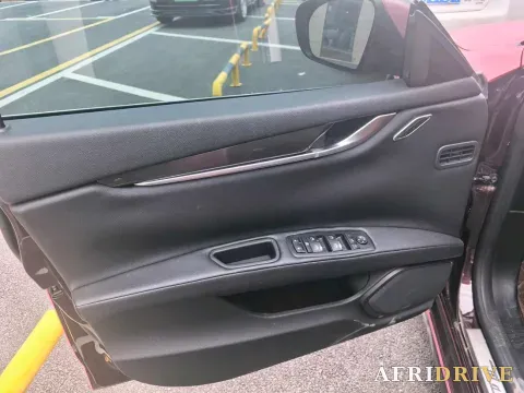 2018 Maserati Ghibli 6