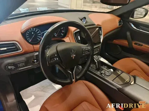 2021 Maserati Ghibli 2