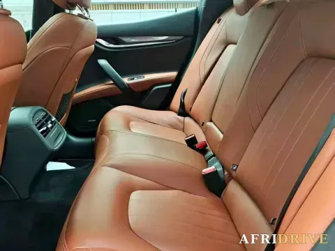 2021 Maserati Ghibli 3