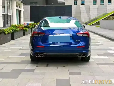2021 Maserati Ghibli 5