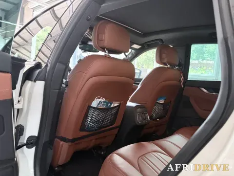 2022 Maserati Levante 4