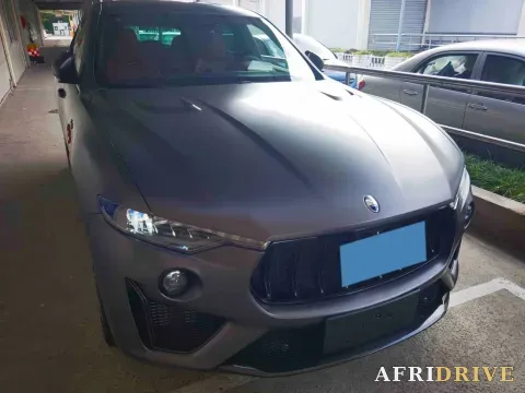 2021 Maserati Levante 2