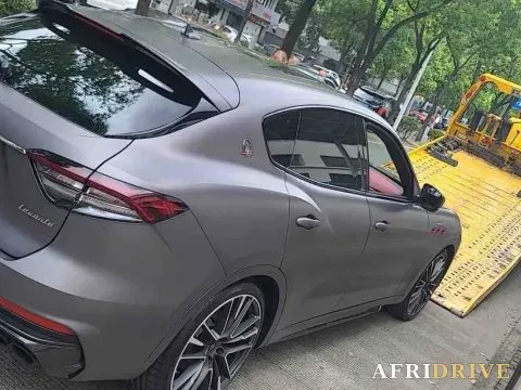 2021 Maserati Levante 3