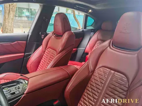 2021 Maserati Levante 7