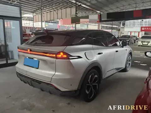 2025 Deepal S07 5