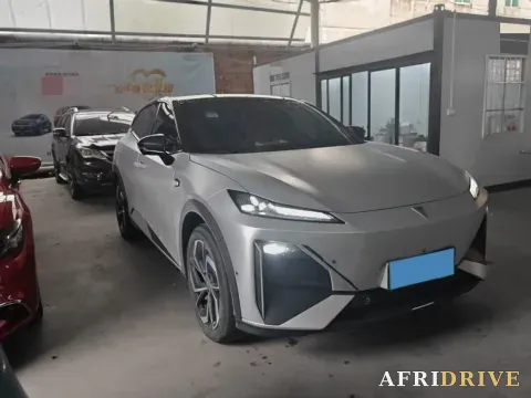 2025 Deepal S07 6