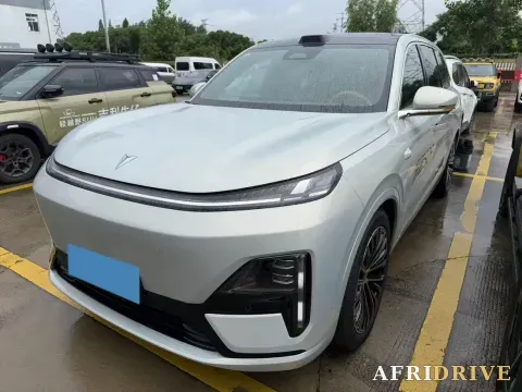 2025 Deepal S09