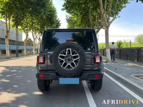 2021 Jeep Wrangler 3