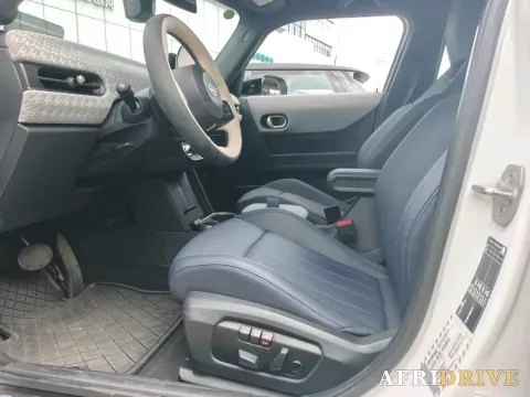 2025 MINI MINI 10