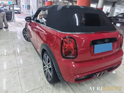 2021 MINI MINI 4