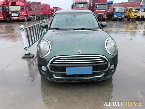 2019 MINI MINI 2