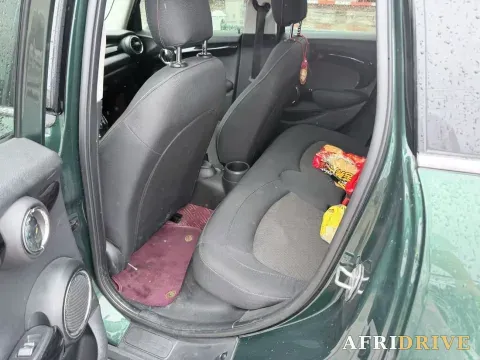 2019 MINI MINI 5