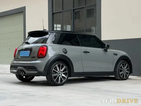 2023 MINI MINI 4