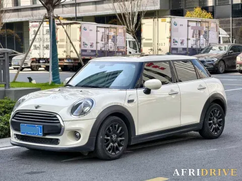 2021 MINI MINI