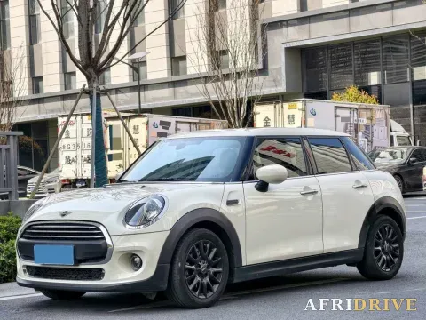 2021 MINI MINI 4