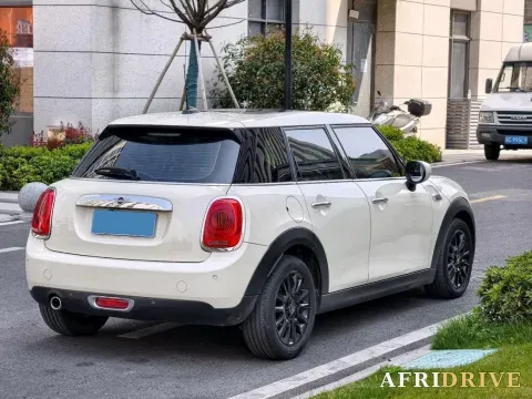 2021 MINI MINI 9