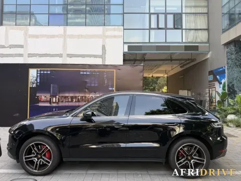 2018 Porsche Macan 5