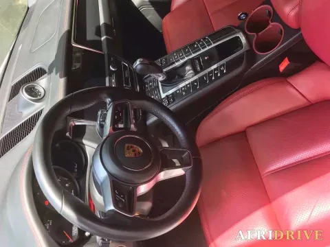 2018 Porsche Macan 6