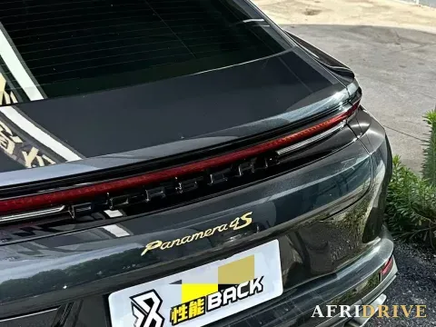 2024 Porsche Panamera 11