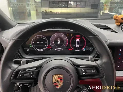 2024 Porsche Cayenne 2