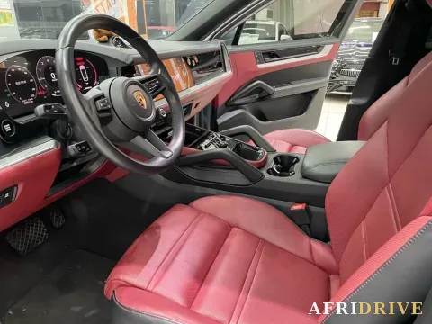 2024 Porsche Cayenne 4