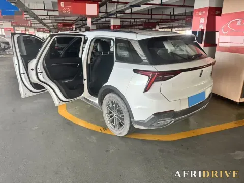 2022 Bestune T55 4