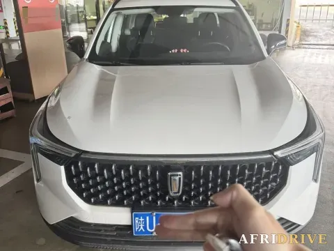 2022 Bestune T55 5