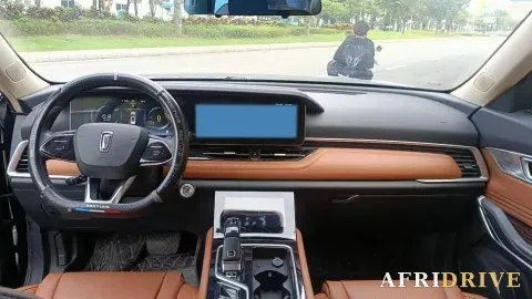 2022 Bestune T99 3