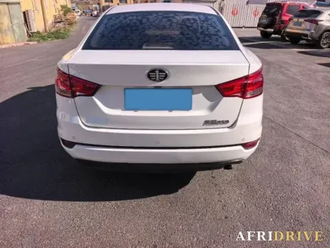2018 Bestune B50 8