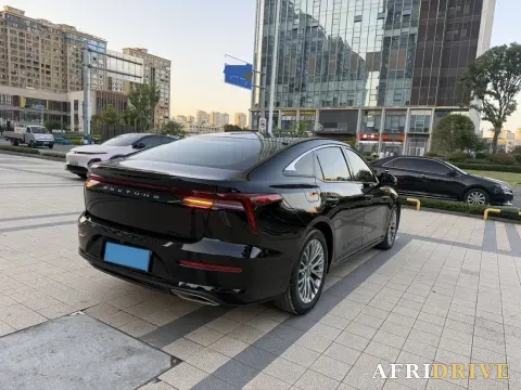 2023 Bestune B70 7