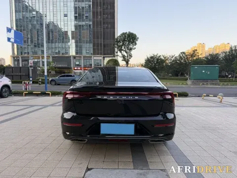 2023 Bestune B70 8