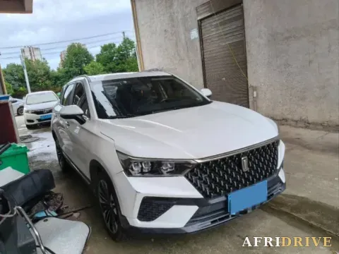 2019 Bestune T77 3