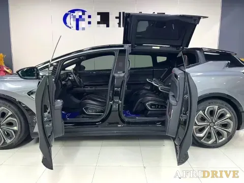 2021 HiPhi X 5