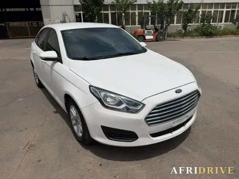 2019 Ford Escort 3