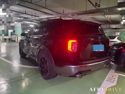 2020 Ford Explorer 2