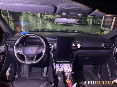 2020 Ford Explorer 5