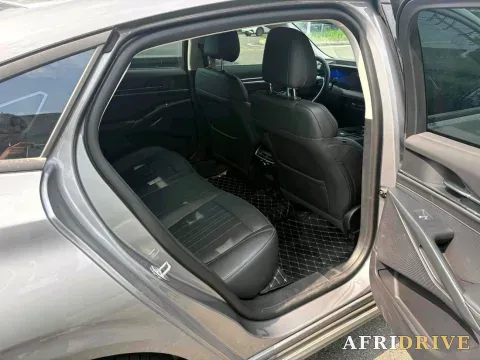2025 Ford Mondeo 4